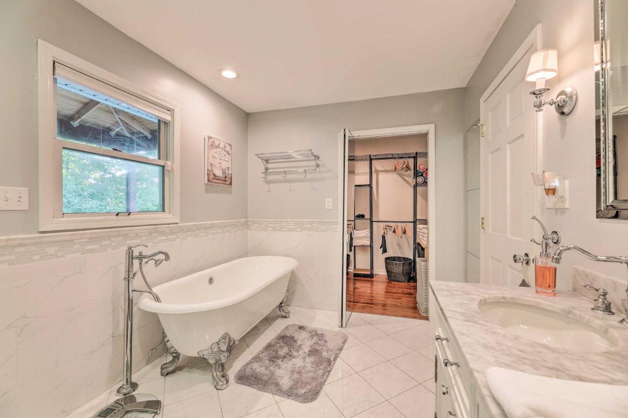 Family-Friendly Brookville Home With Hot Tub! Exterior photo