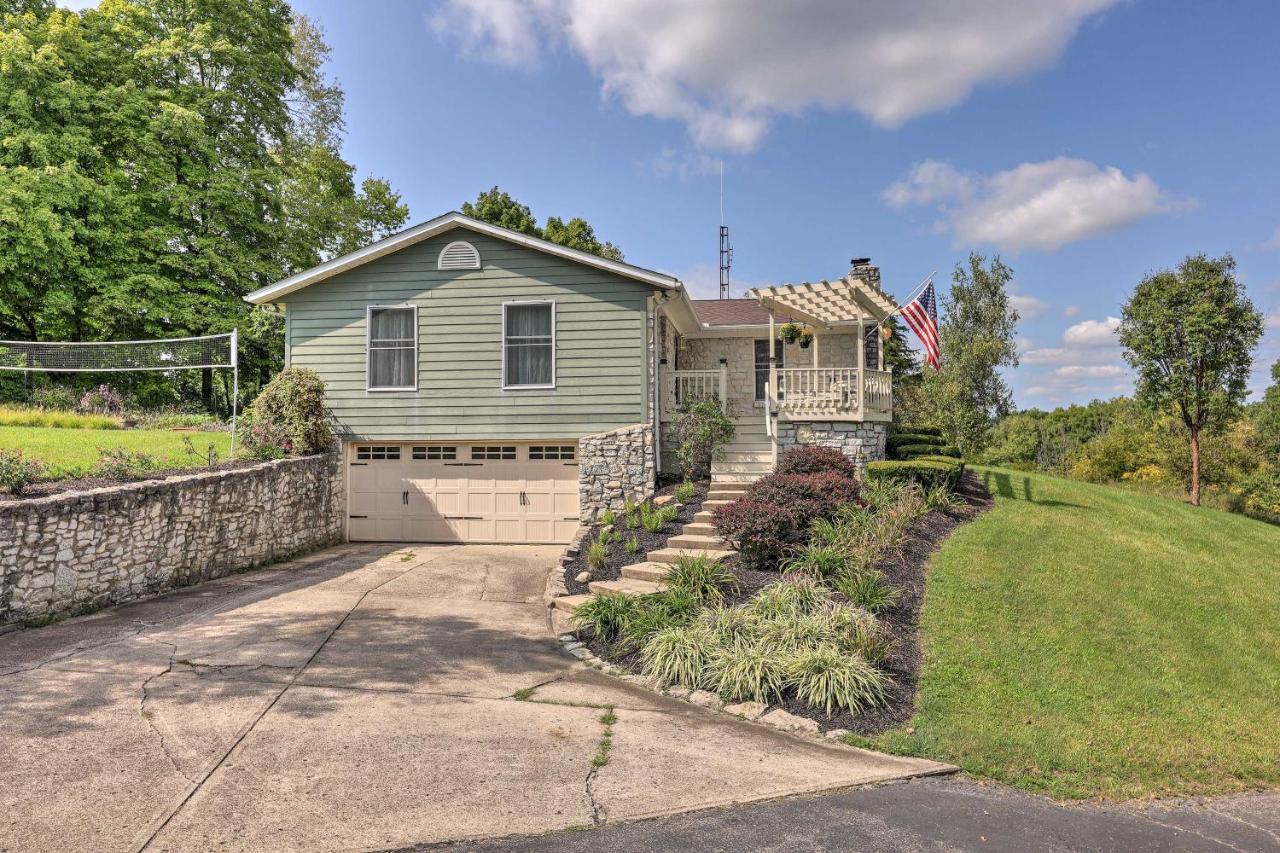 Family-Friendly Brookville Home With Hot Tub! Exterior photo